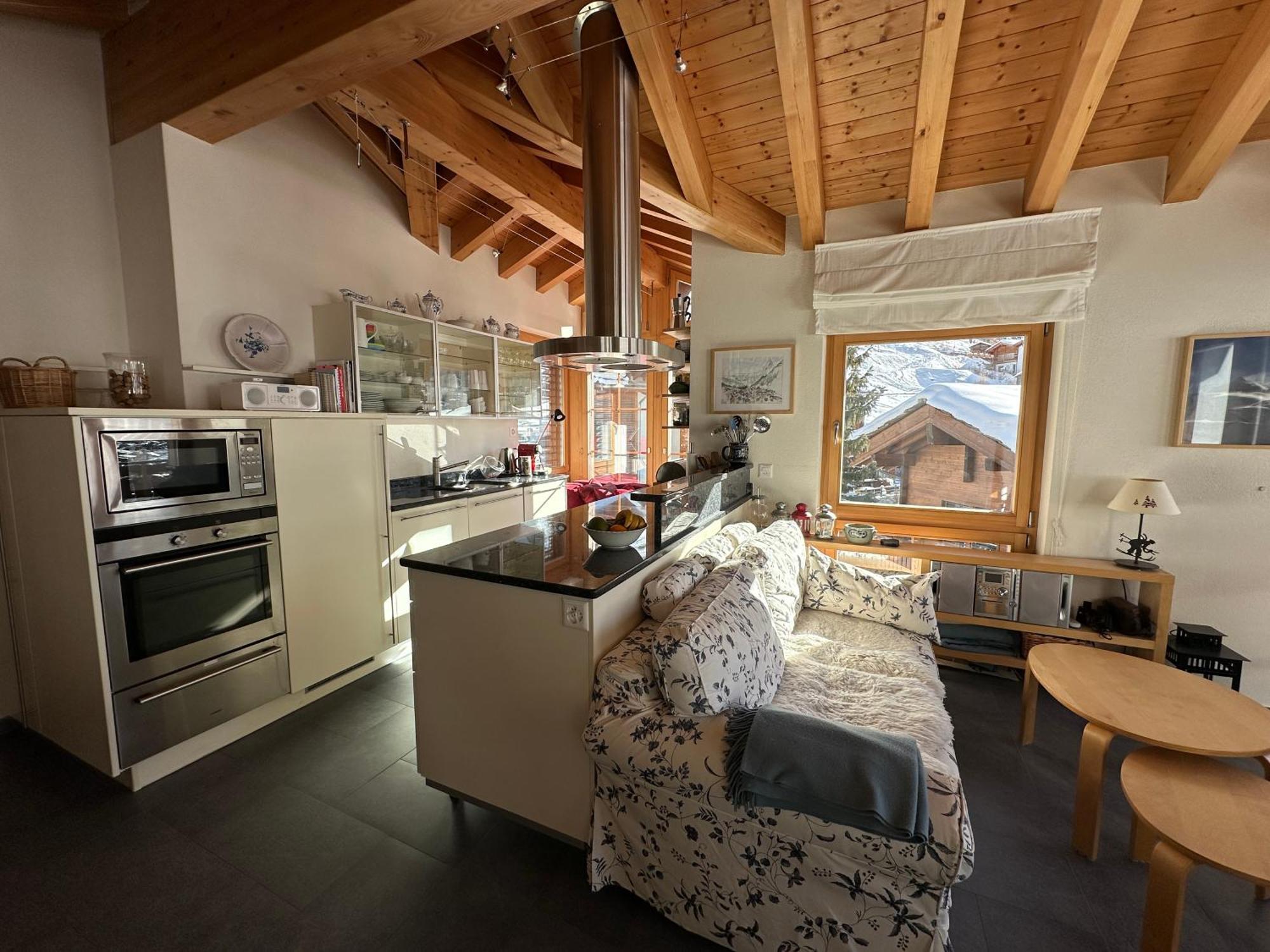 Modern Self-Catering Apartment With Matterhorn Views Zermatt Exterior photo
