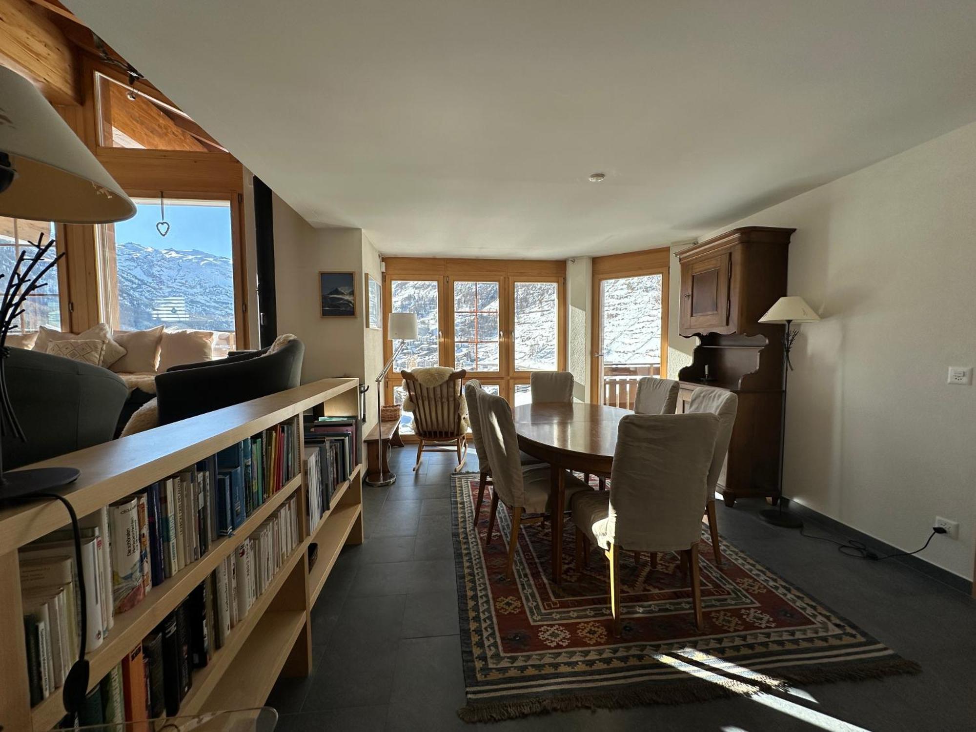 Modern Self-Catering Apartment With Matterhorn Views Zermatt Exterior photo