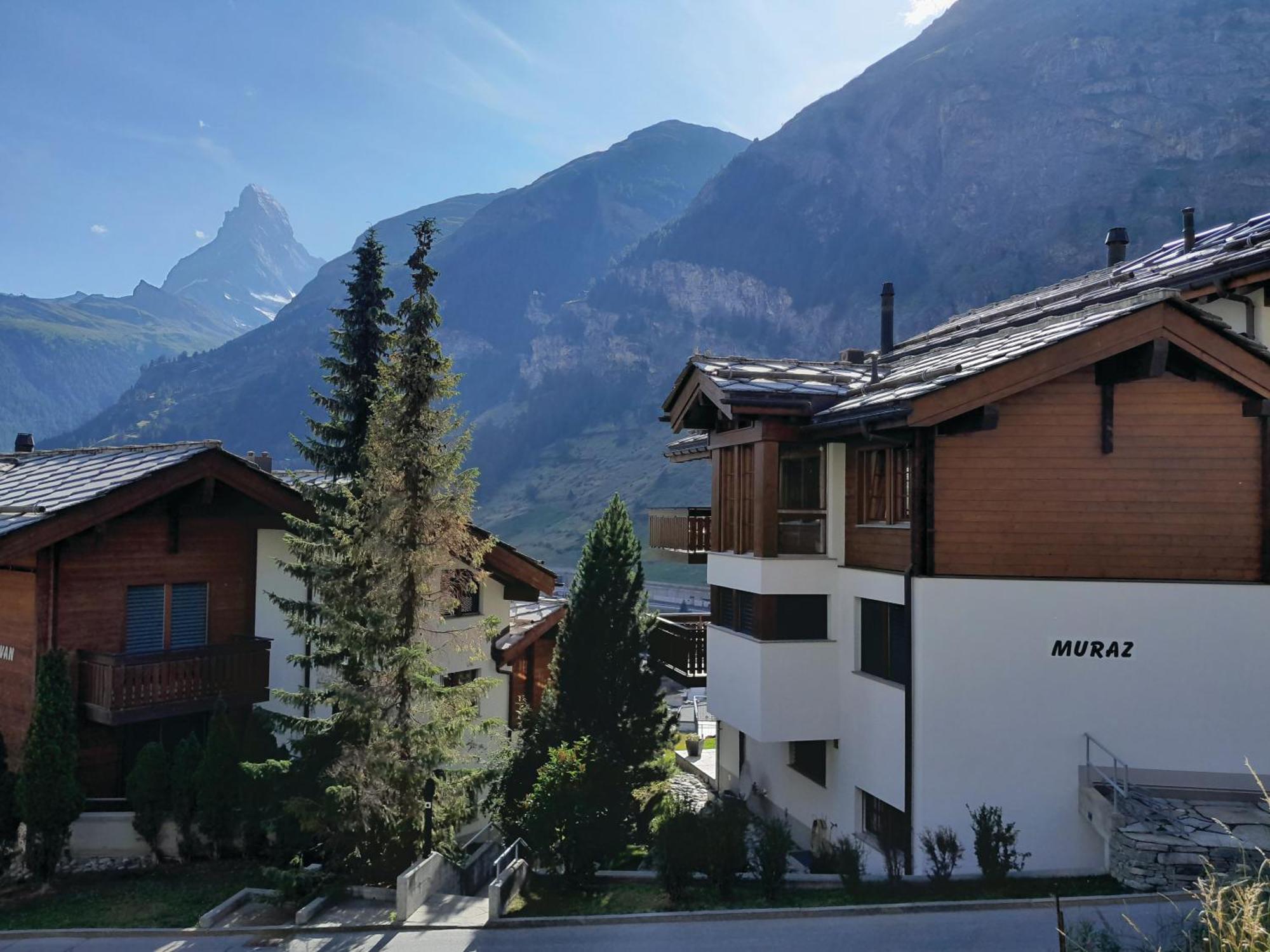 Modern Self-Catering Apartment With Matterhorn Views Zermatt Exterior photo